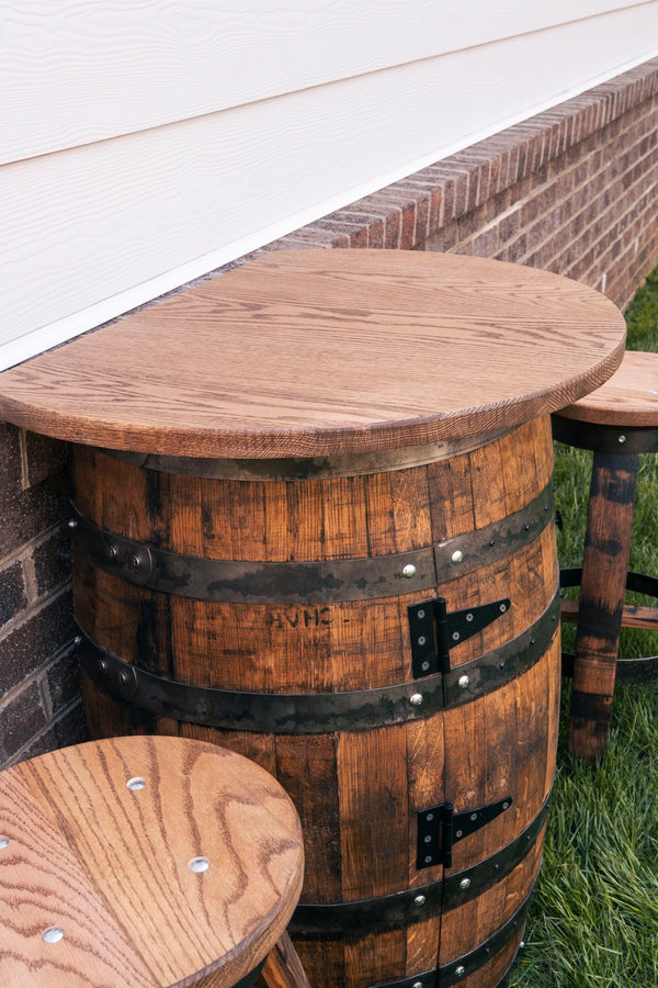 3/4 Whiskey Barrel Bar Table with Stools
