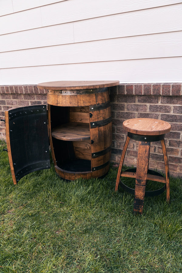 3/4 Whiskey Barrel Bar Table with Stools