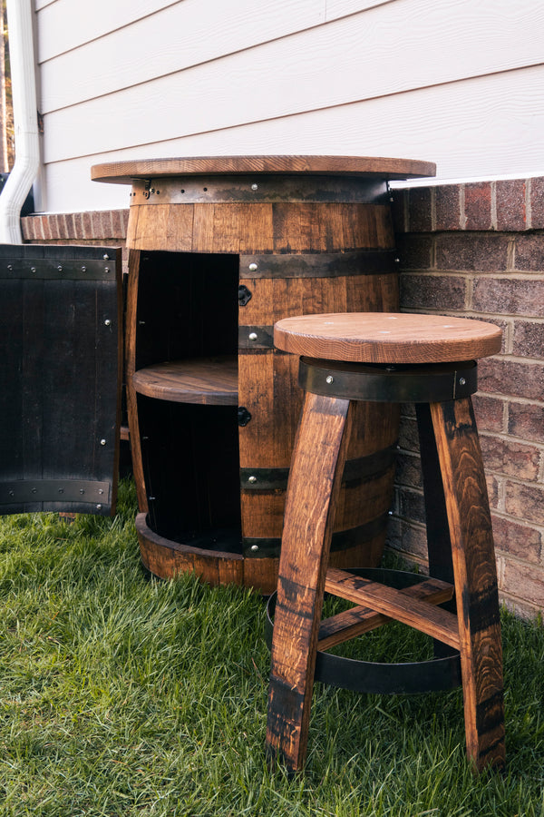 3/4 Whiskey Barrel Bar Table with Stools