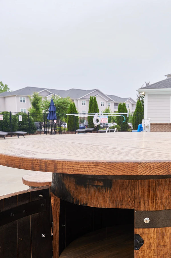 Whiskey Barrel table Set with Stools -Outdoor Barrel Table with Stools Set