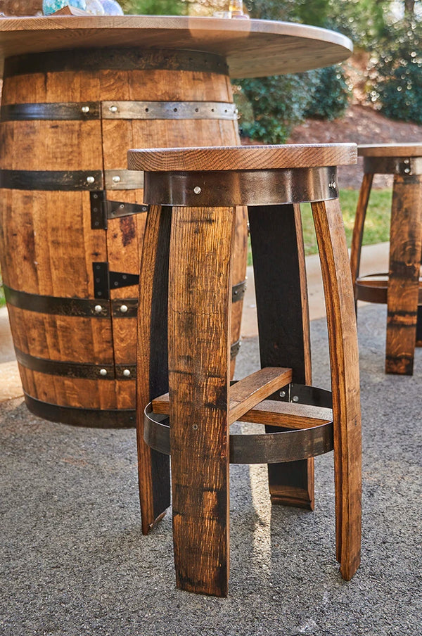 Whiskey Barrel table Set with Stools -Outdoor Barrel Table with Stools Set